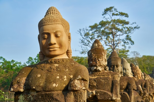 angkor-wat-temple_1122-2499
